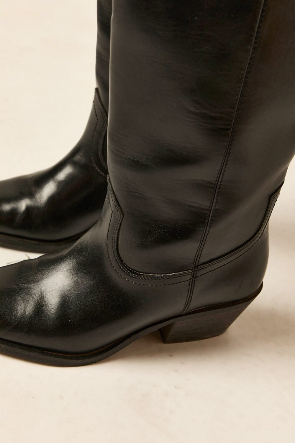 Bota alta cowboy negro