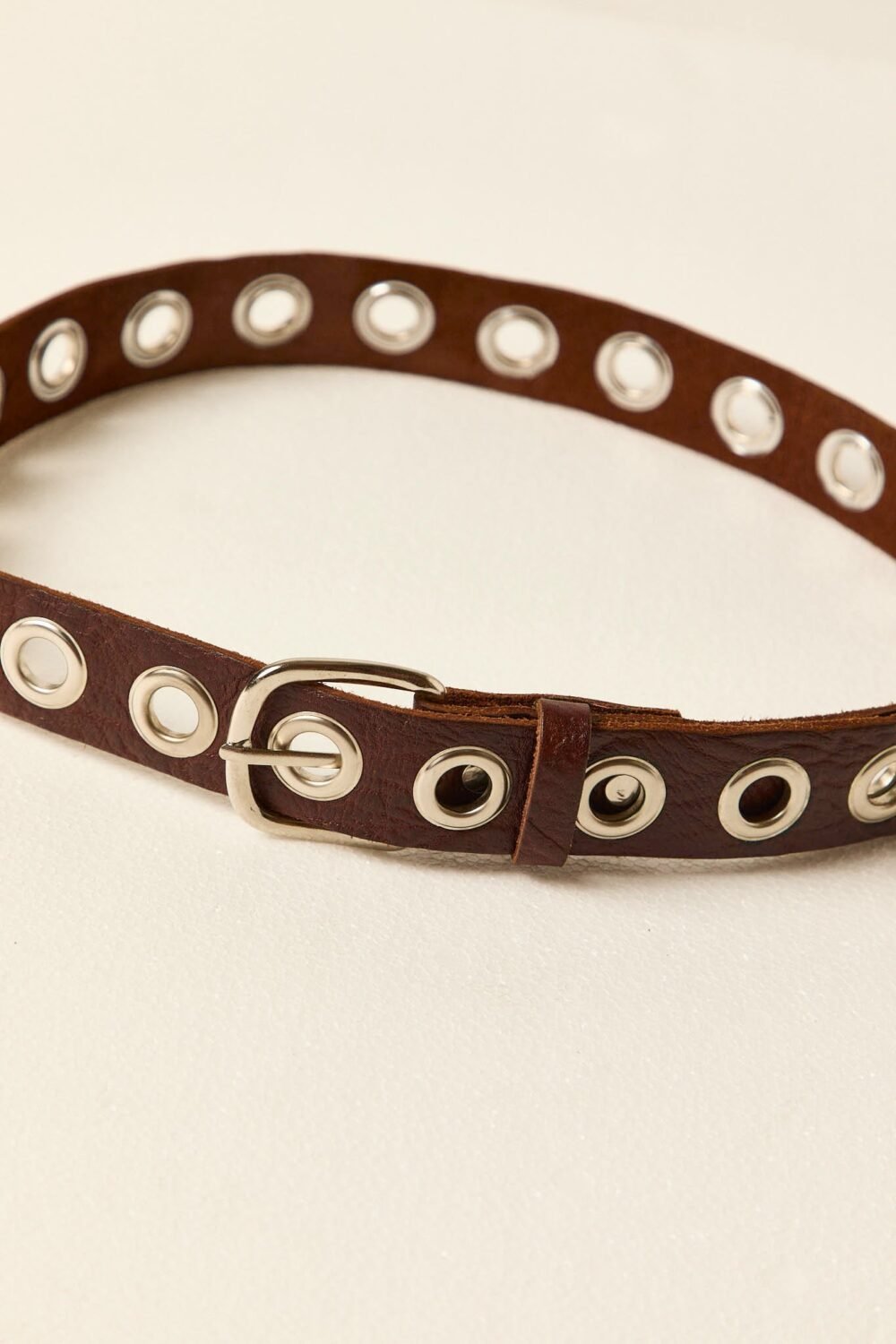 Cinturón arandelas marrón