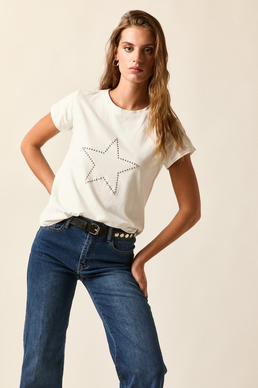 Camiseta estrella tachas Blanco