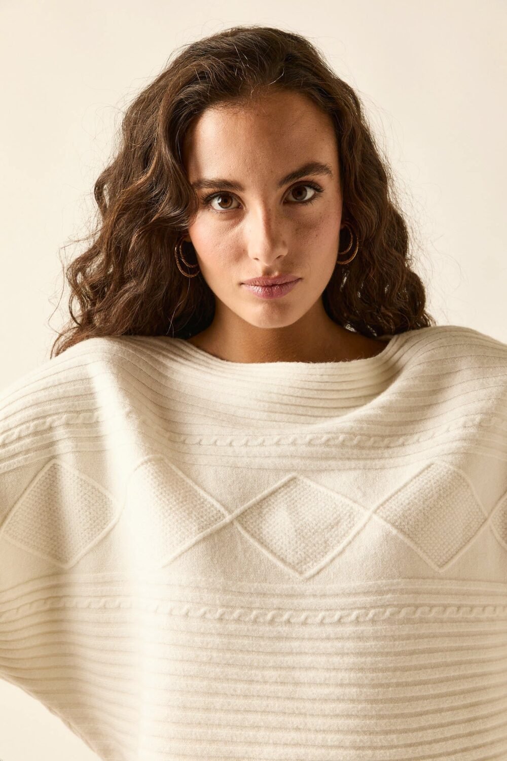 11836001-Jersey-rayas-horizaontales-crema-1