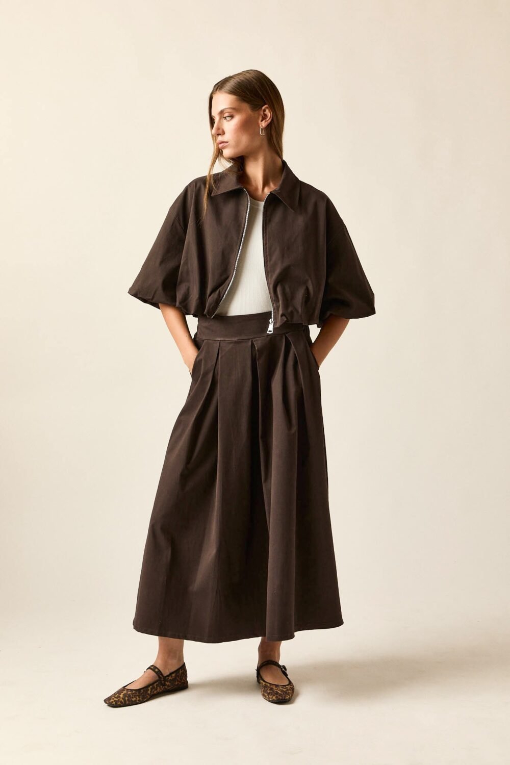 Falda midi tablas marrón