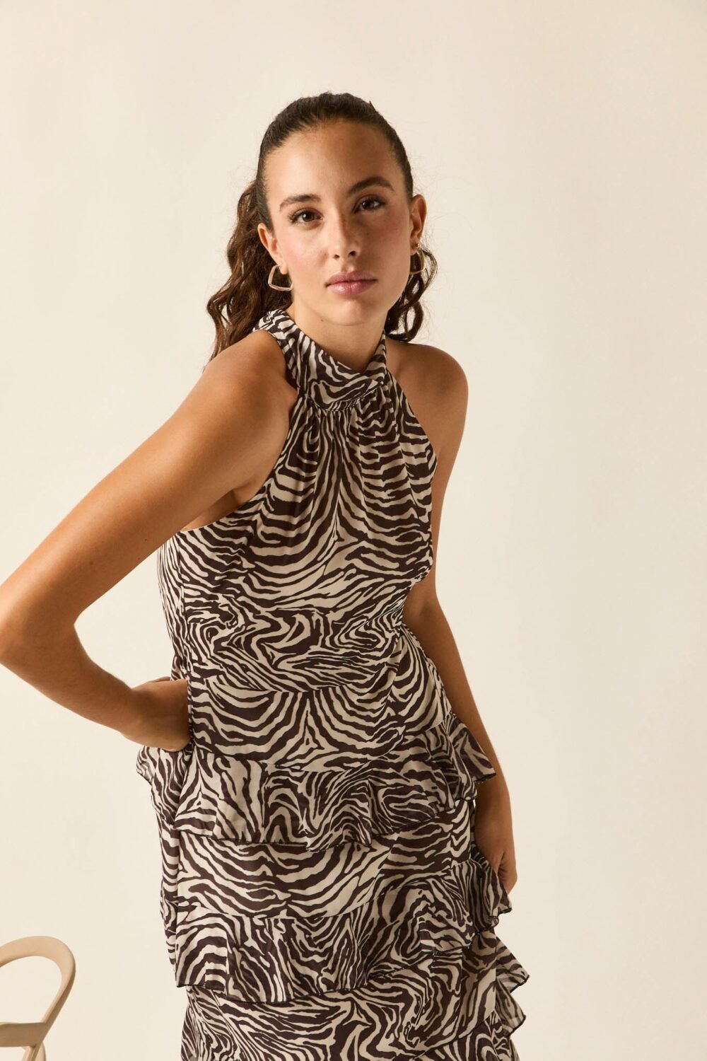 Dress sin mangas volantes cebra marrón oscuro