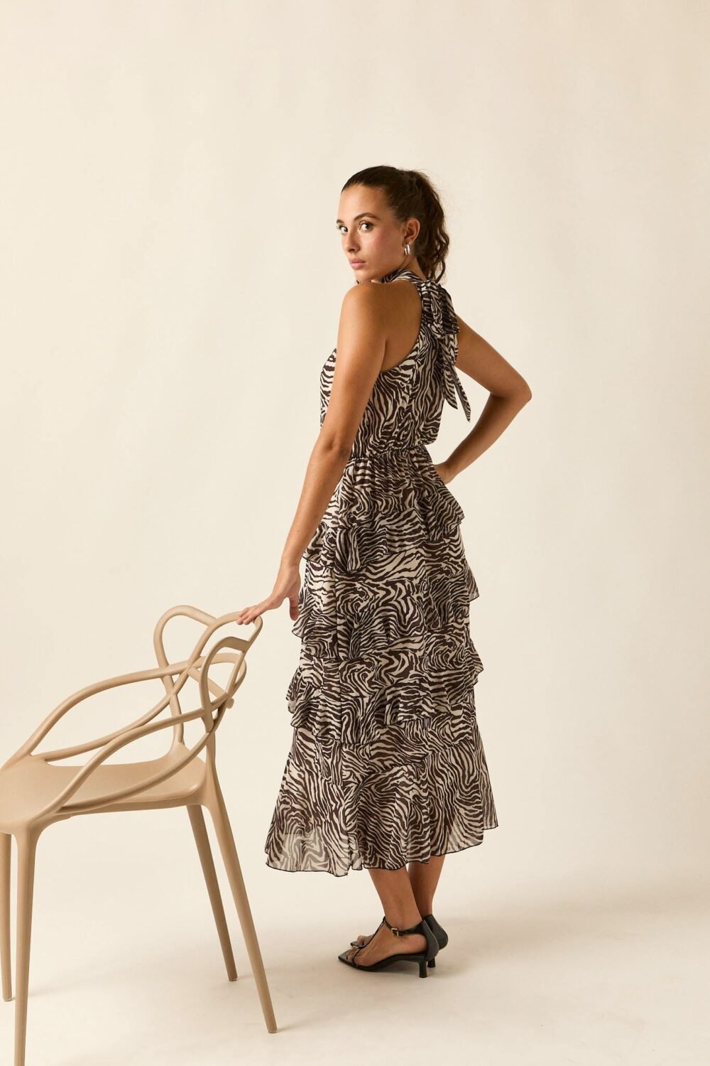 Dress sin mangas volantes cebra marrón oscuro