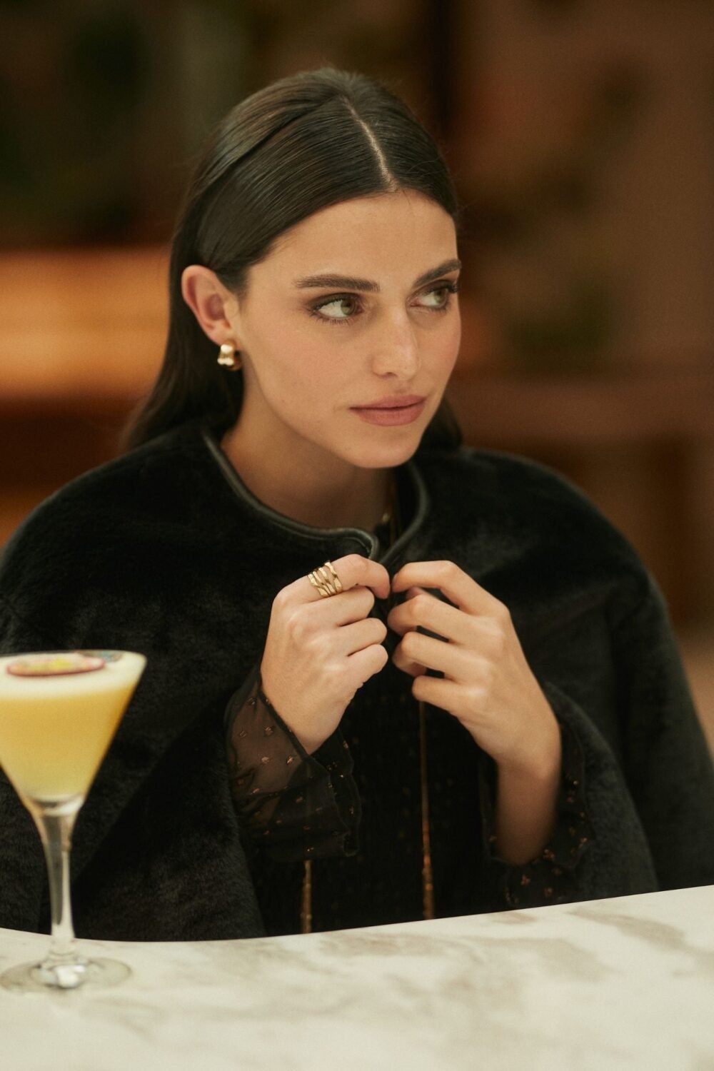 Shelter corto de pelo negro