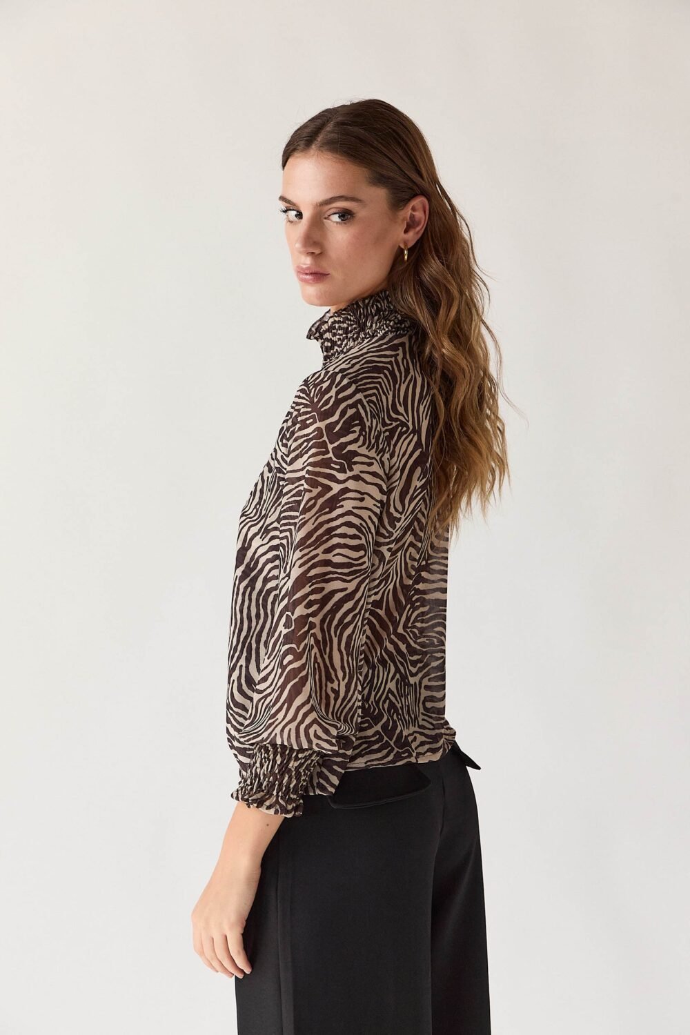 Blusa gomas cebra marrón