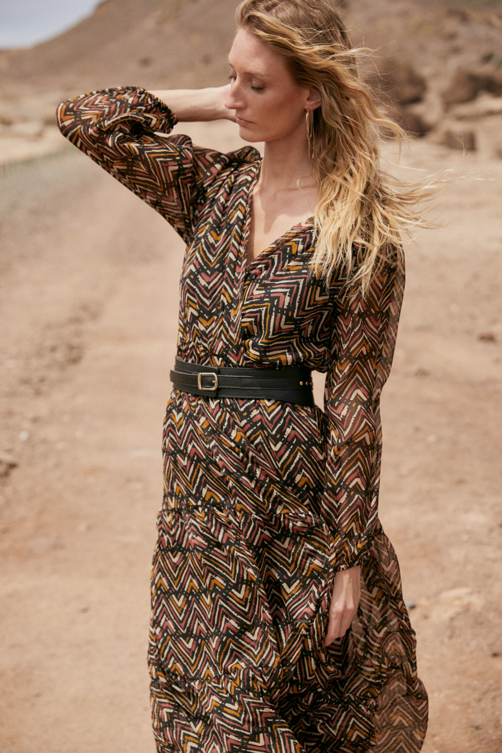 Dress midi gasa print zigzag