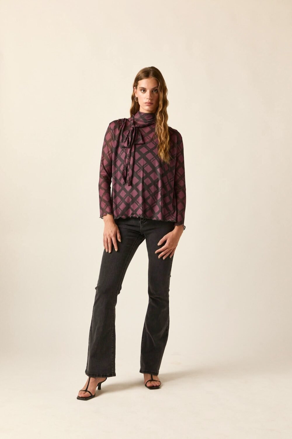 Blusón lazada berenjena