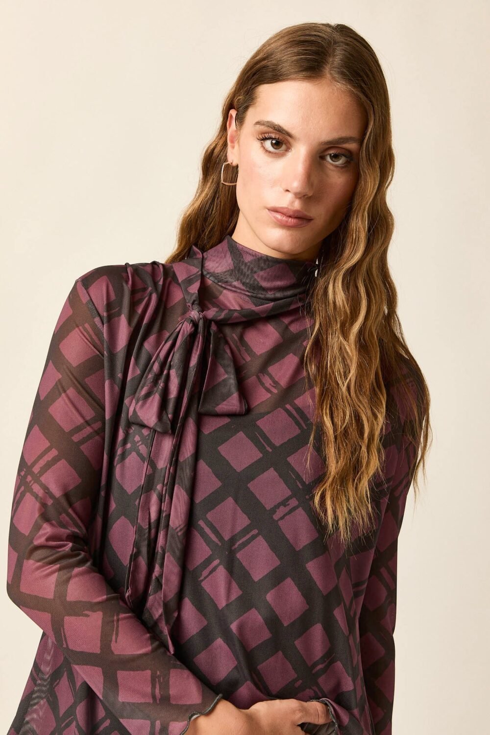 Blusón lazada berenjena