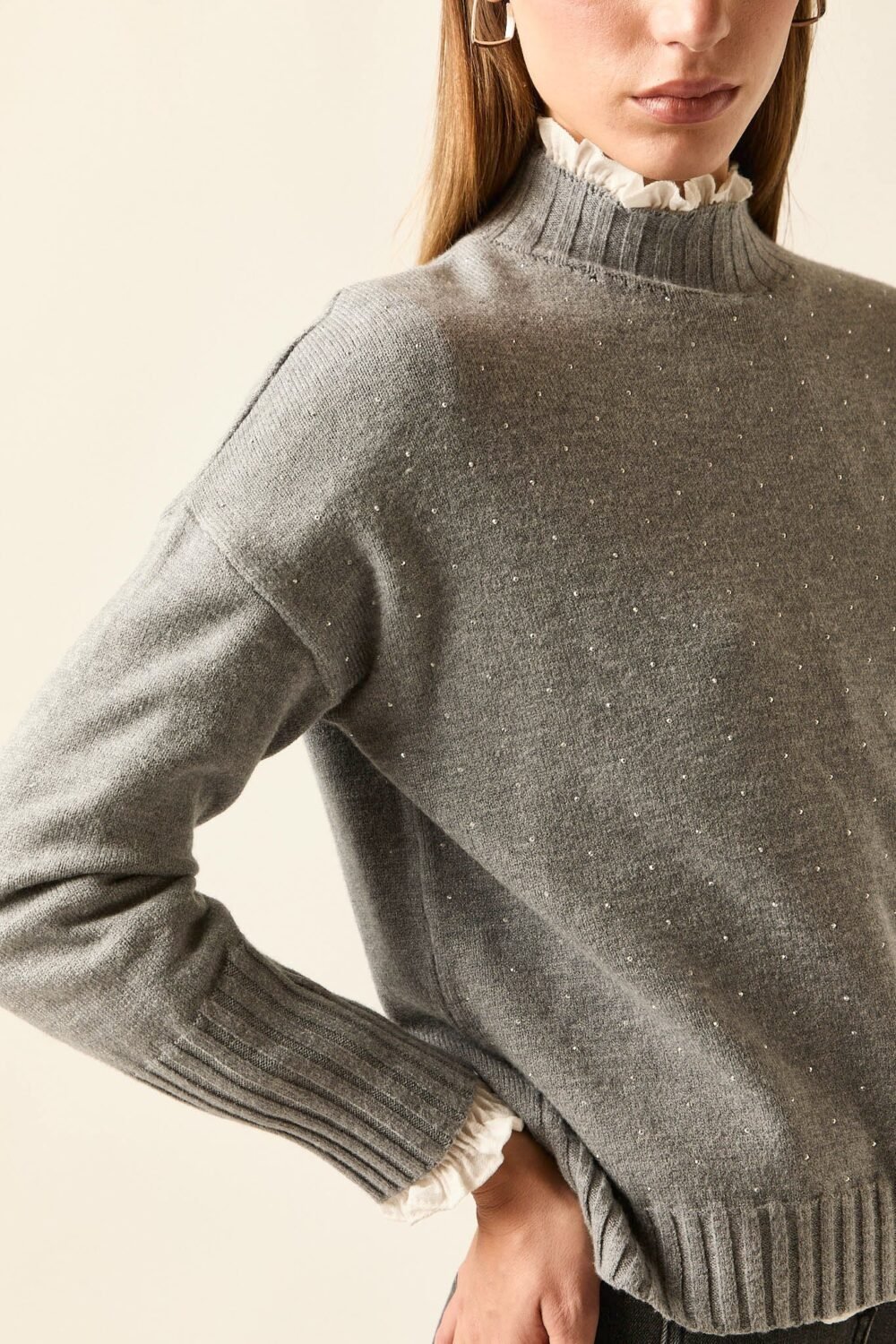 621AINA008-jersey-brillos-gris_1