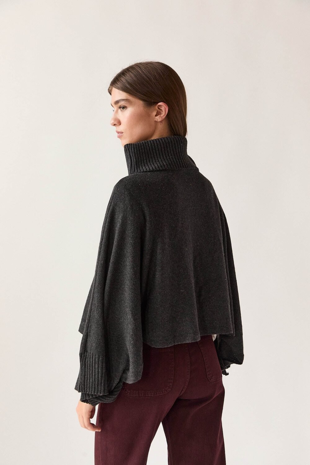 Jersey capa cuello vuelto gris