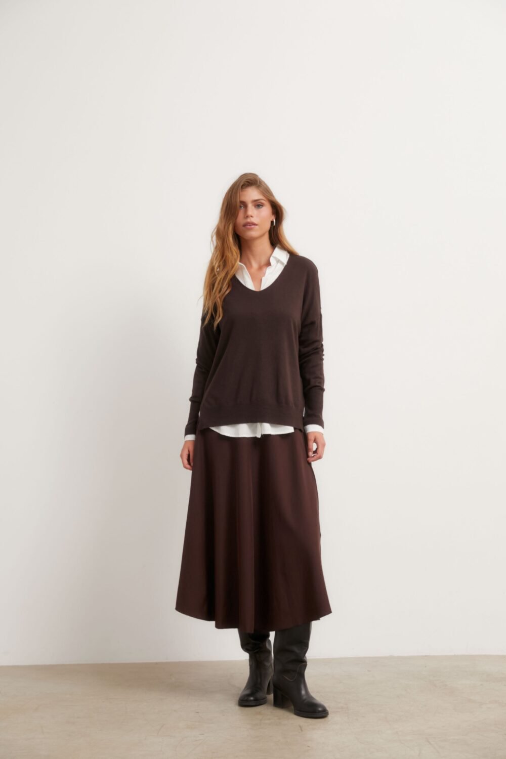 Jersey cuello pico marrón