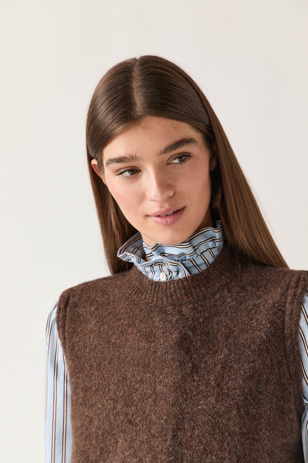 Vest punto básico marrón