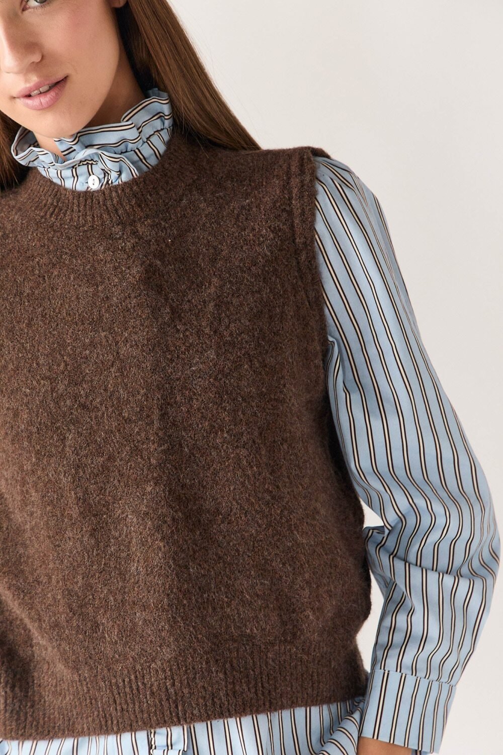 Vest punto básico marrón