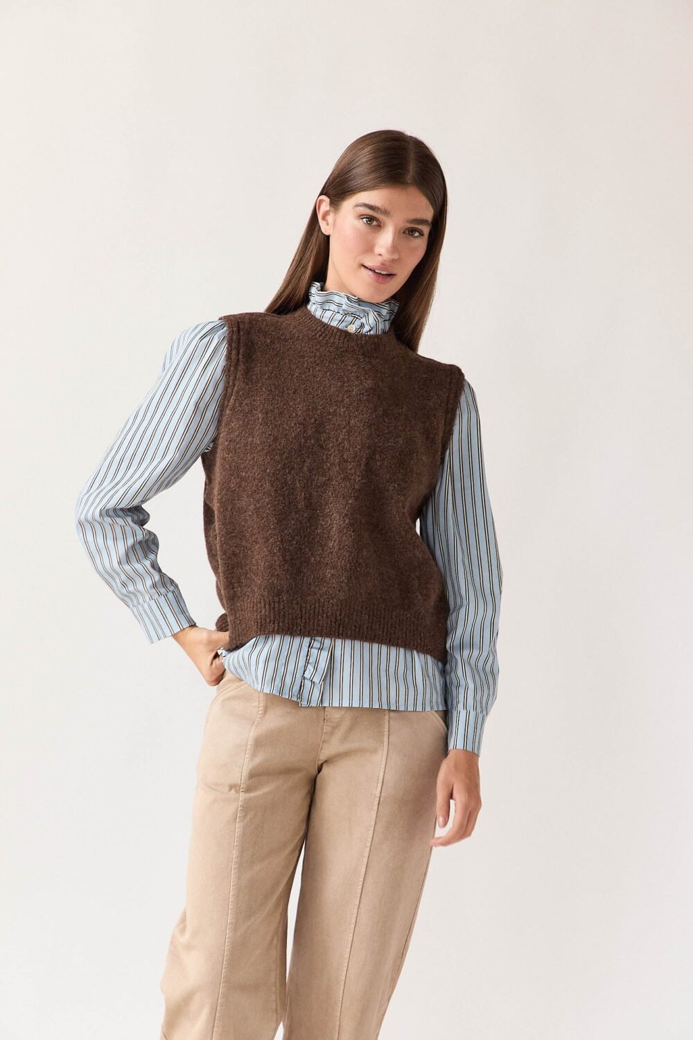 Vest punto básico marrón