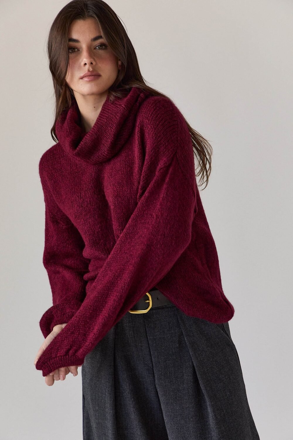 934506-jersey-cuello-vuelto-vino_3