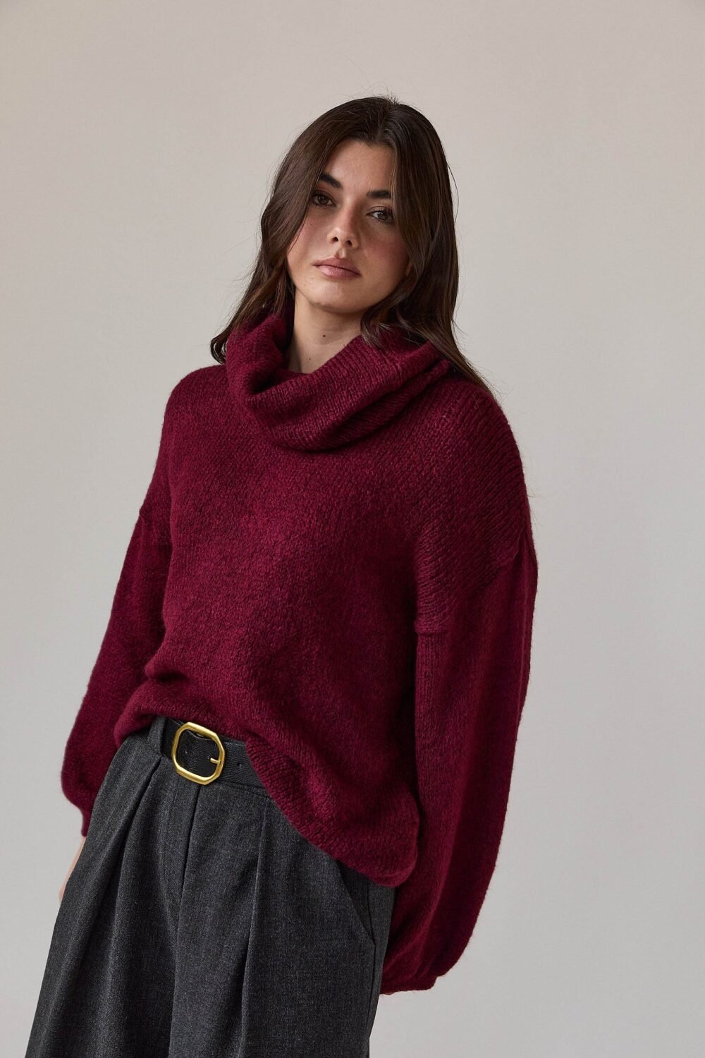 Jersey oversize cuello vuelto vino
