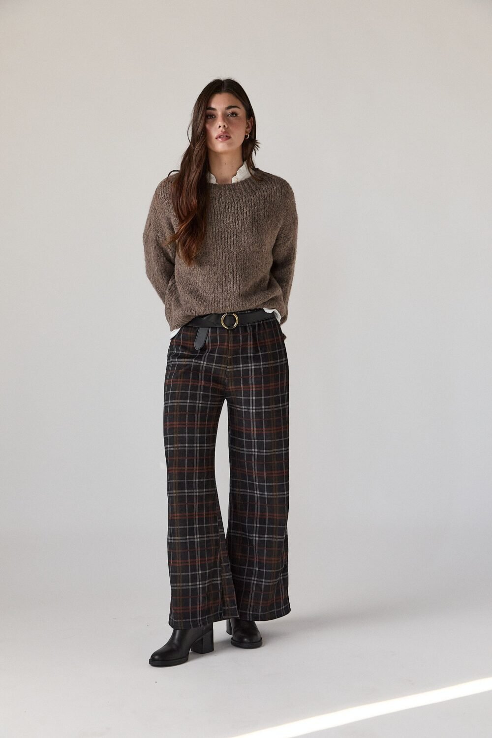 Pantalón cuadros gris