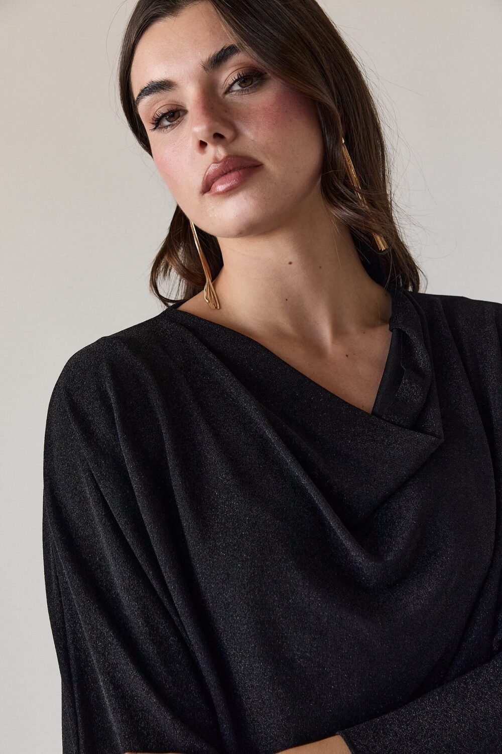 Top drapeado lurex negro