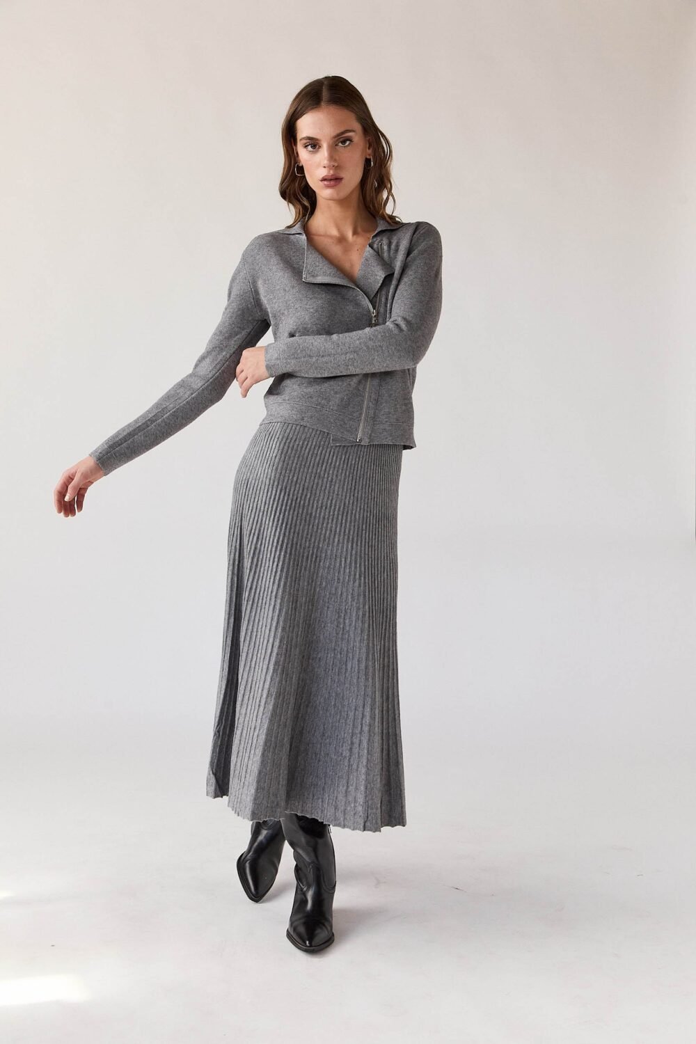 Falda midi punto gris