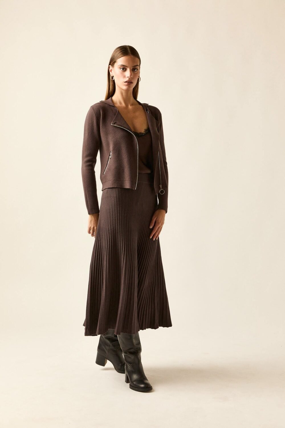 Falda midi punto marrón