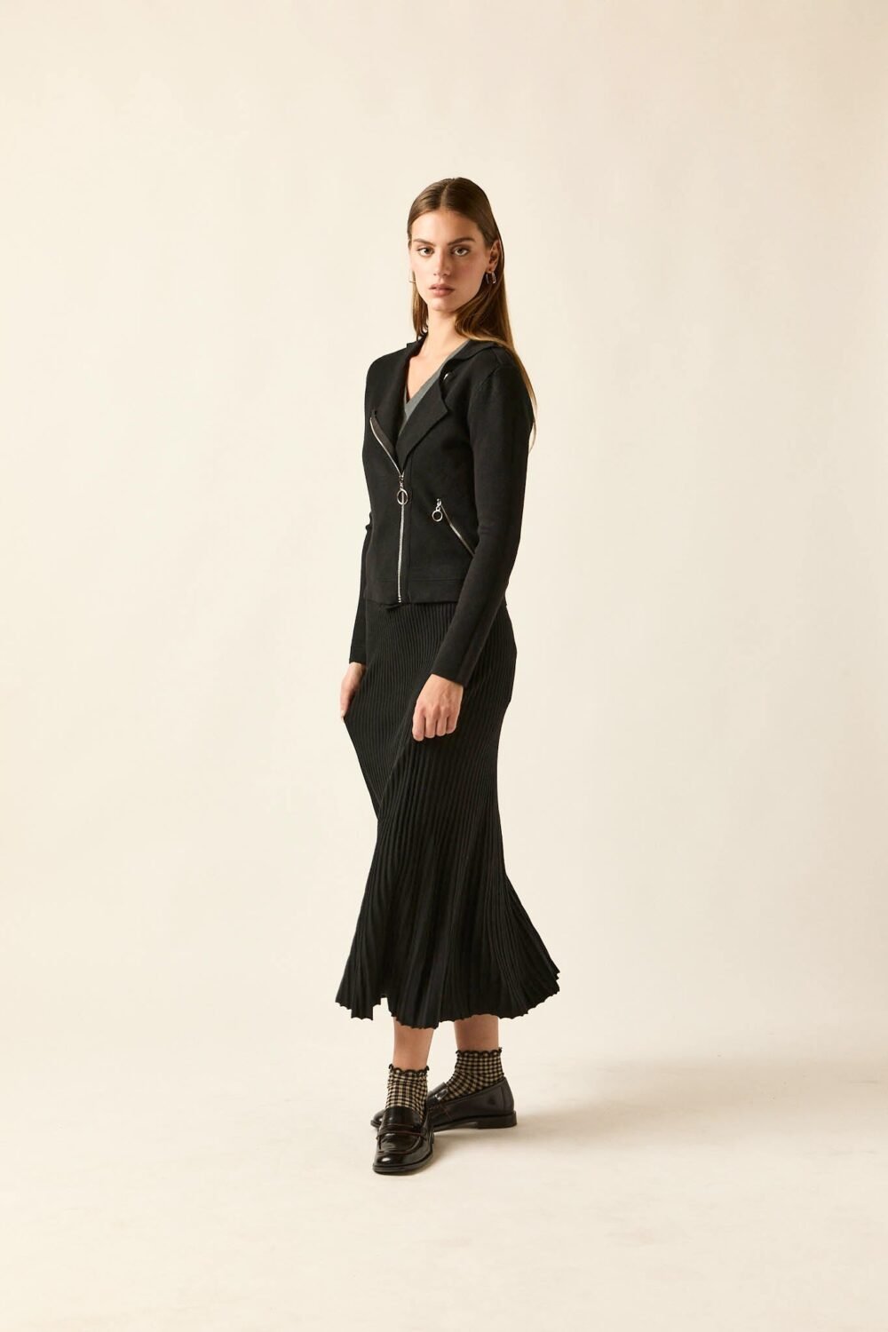 Falda midi punto negro