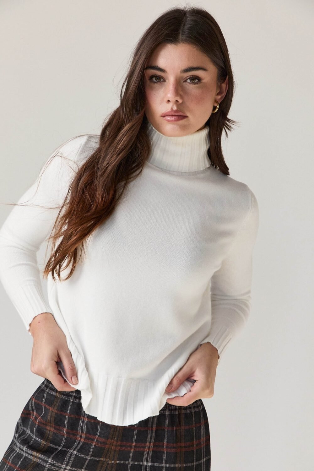 Jersey cuello vuelto canalé natural