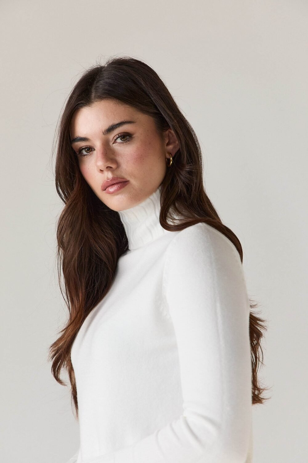 Jersey cuello vuelto canalé natural