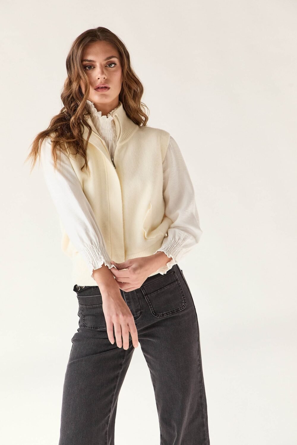 Vest punto cremallera crudo