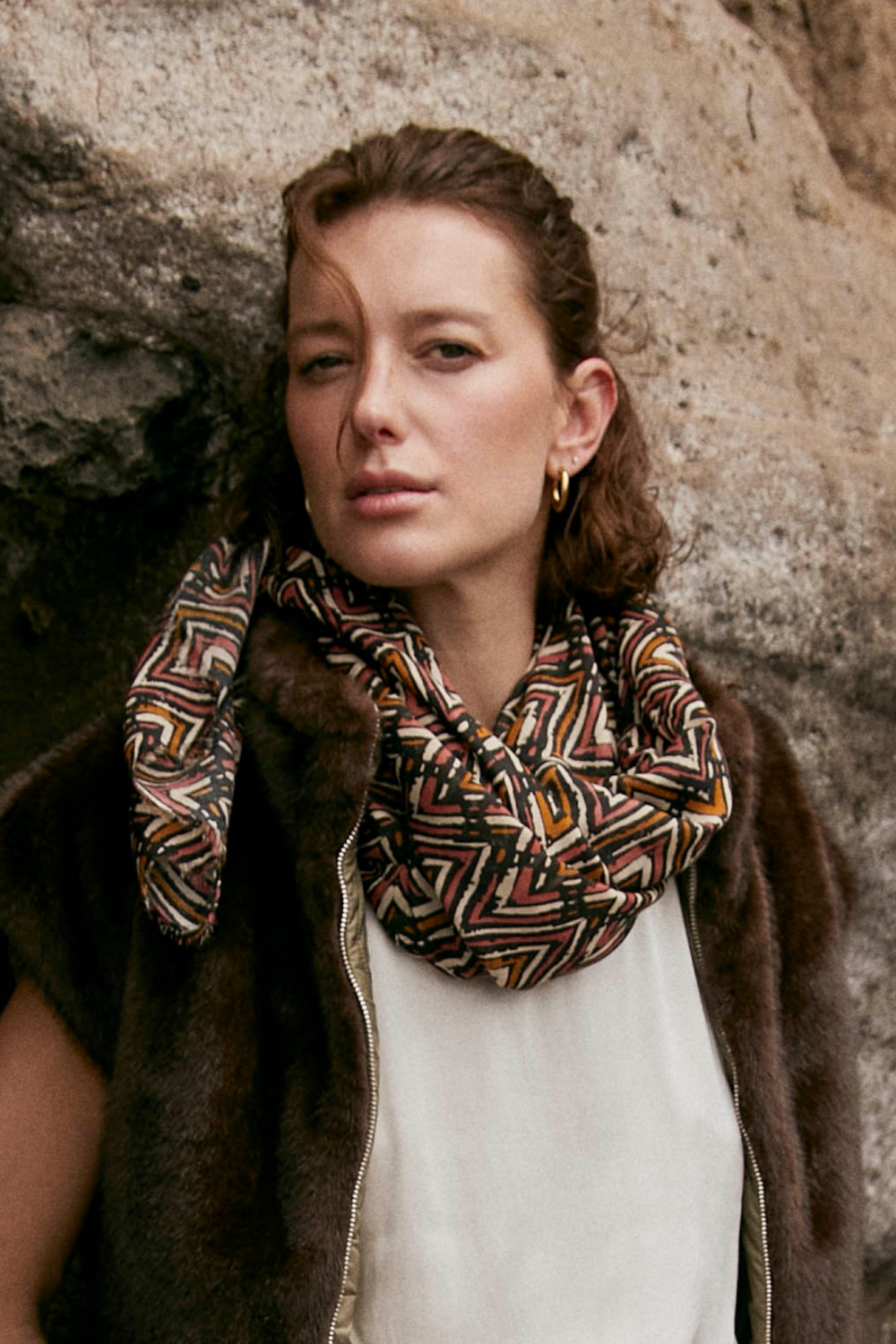 Foulard print zig zag tonos tierra