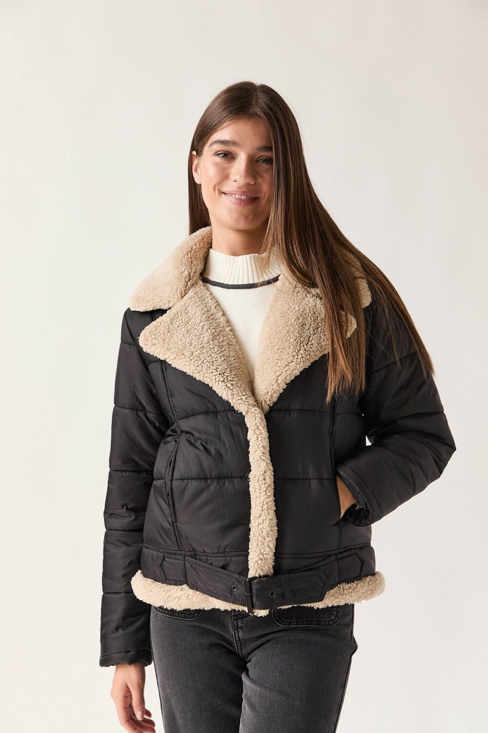 Shelter nylon borreguito negro