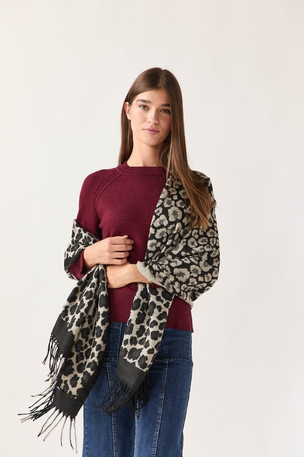 Bufanda animal print negro