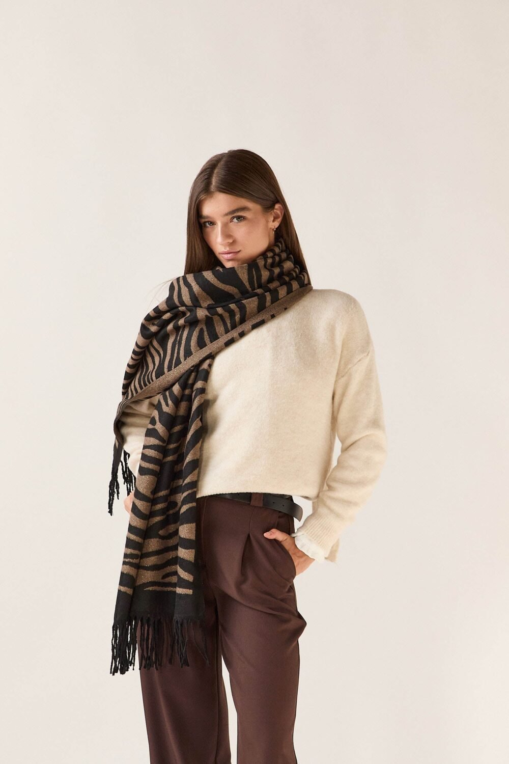 Bufanda cebra marrón