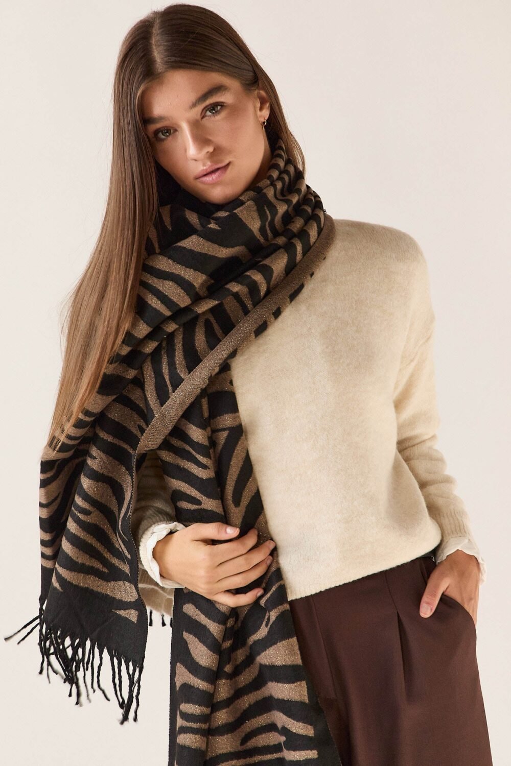 Bufanda cebra marrón