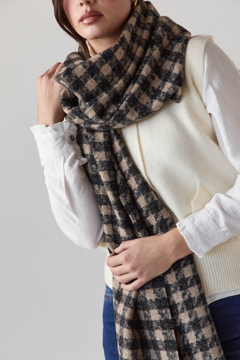 Bufanda pata de gallo Gris