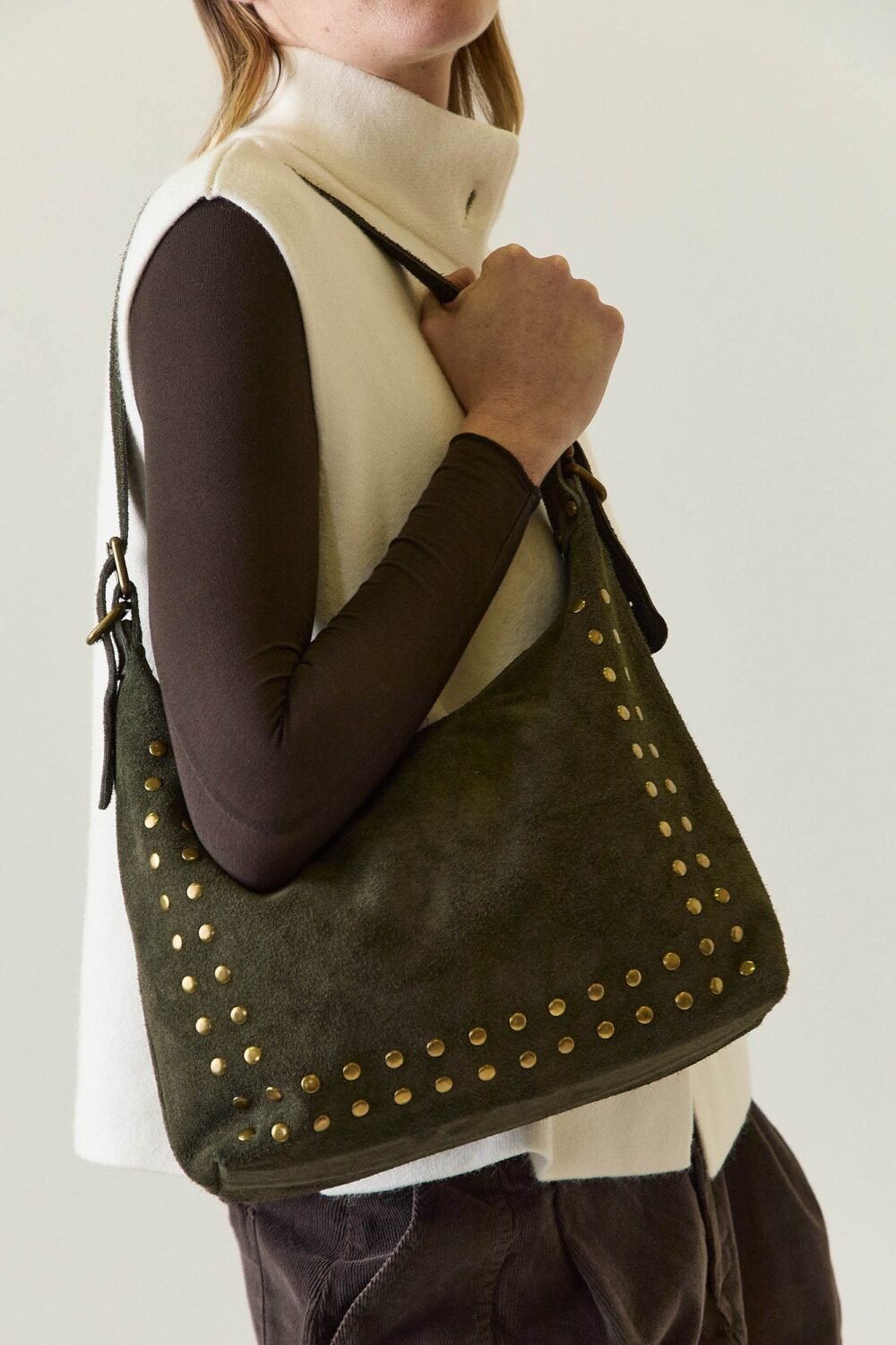 Bag ante mediano tachas verde