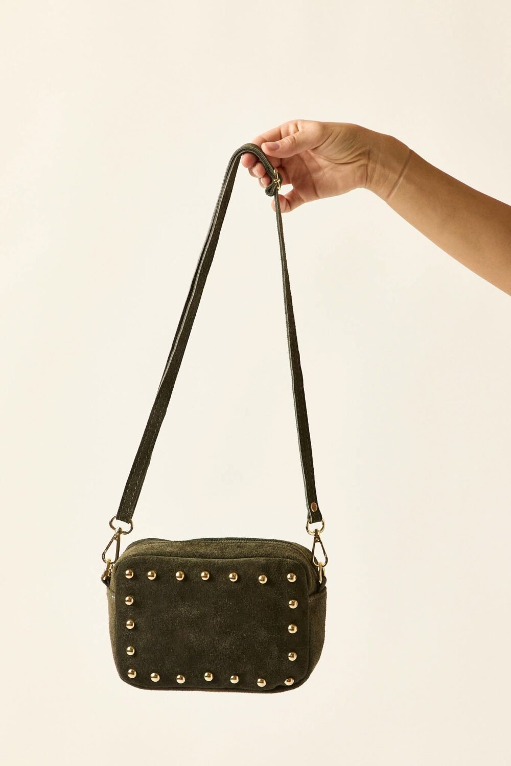 Bag mini tachas verde kaki