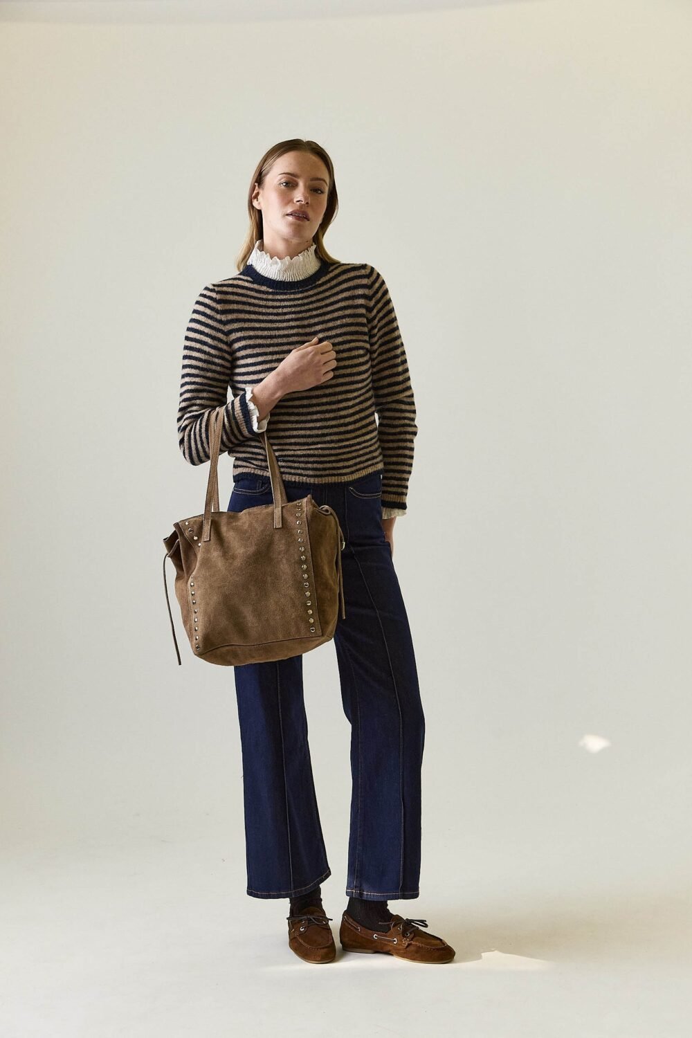 Bolso-tachas-topo-024170023-6