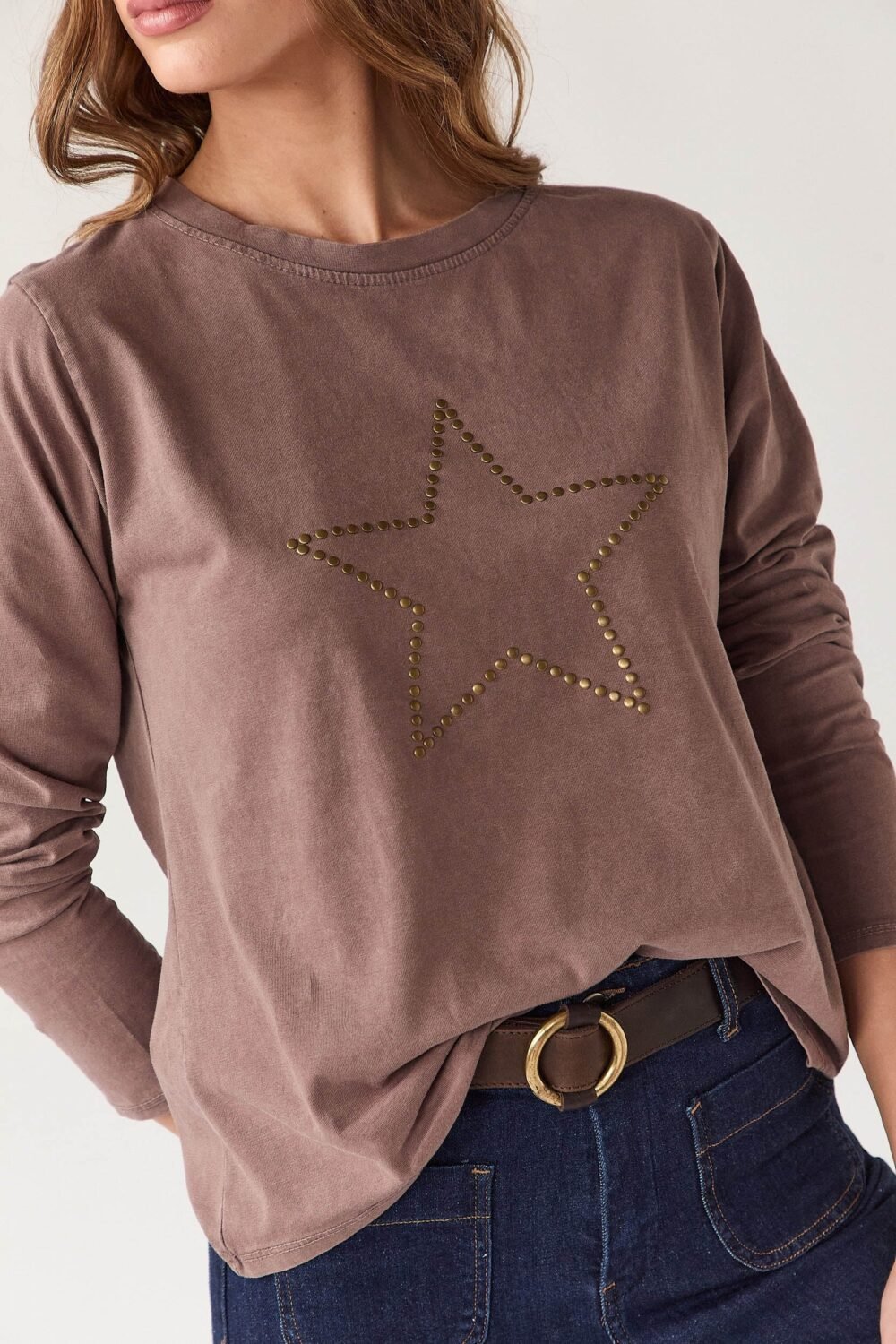 Camiseta estrella manga larga marrón