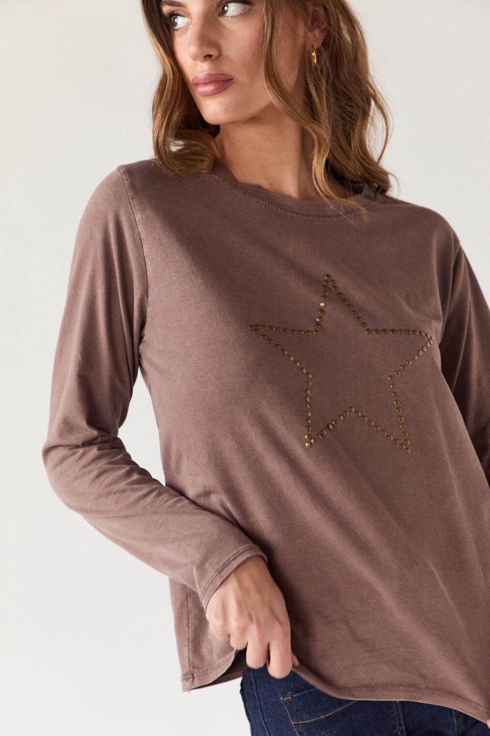 Camiseta estrella manga larga marrón