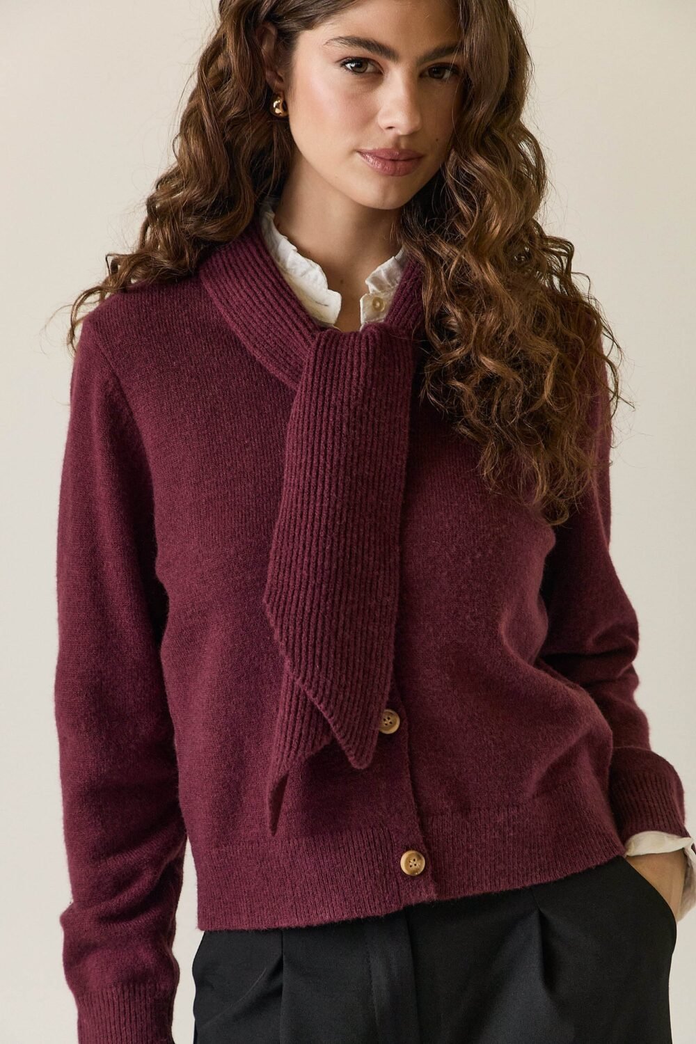 Cardigan punto lazada berenjena