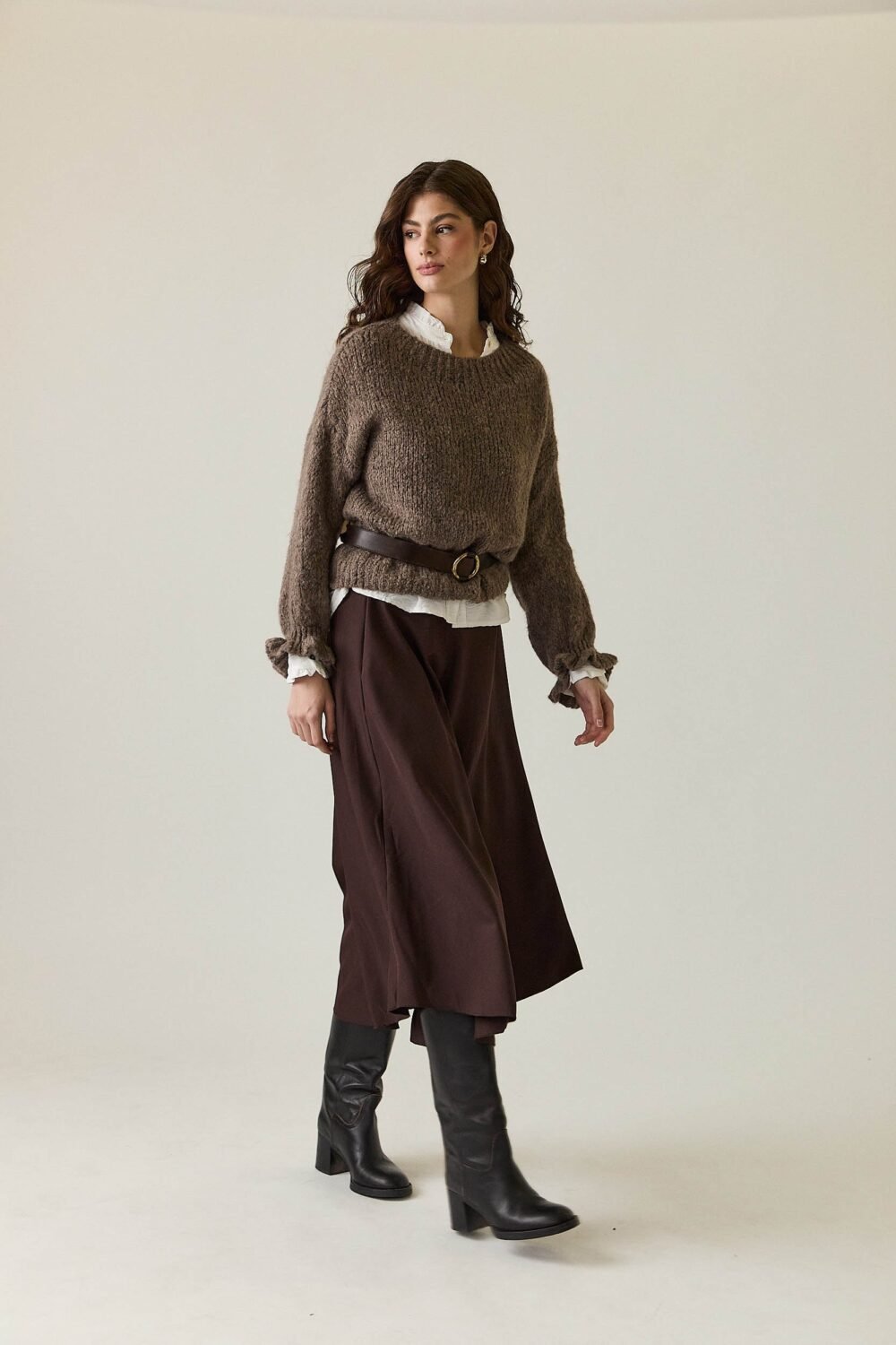 Cinturón piel hebilla redonda marrón