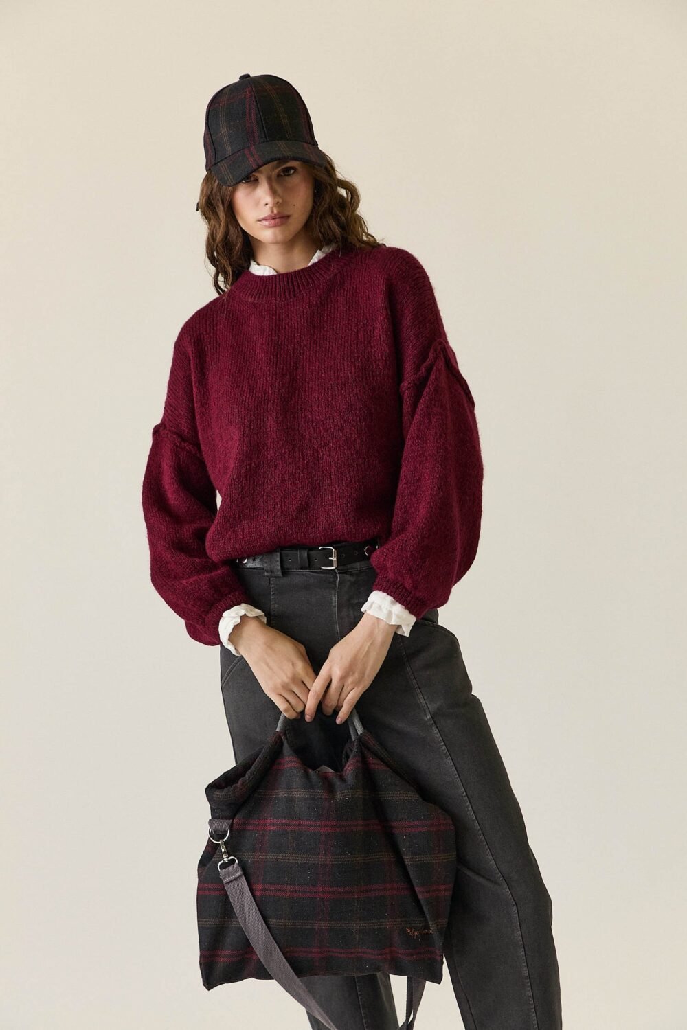 Gorra bordada azul marino