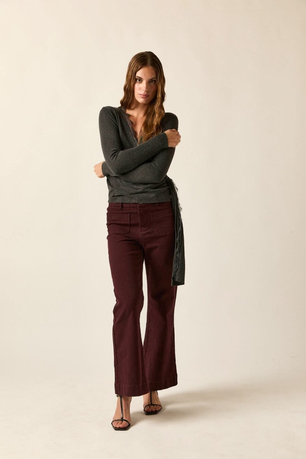 Jersey cruzado encaje gris antracita