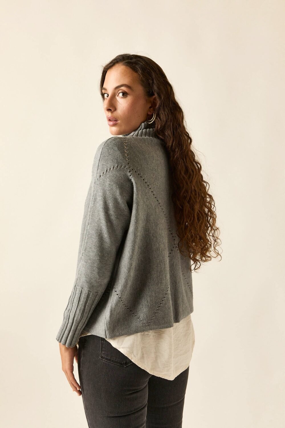 Jersey rombo calado gris