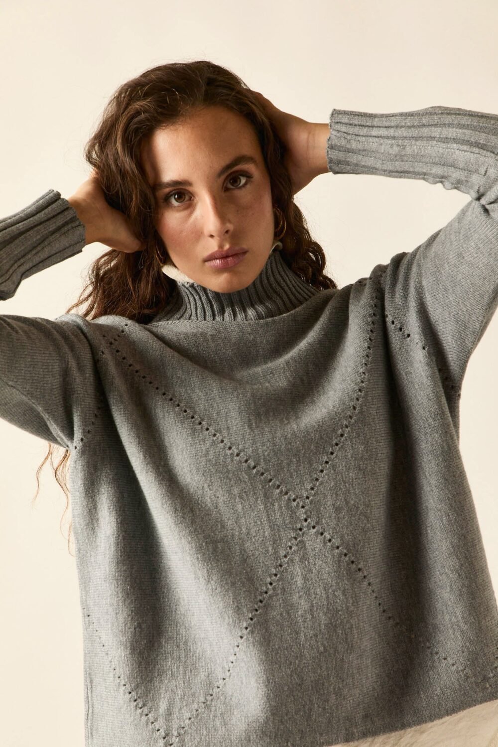 Jersey rombo calado gris