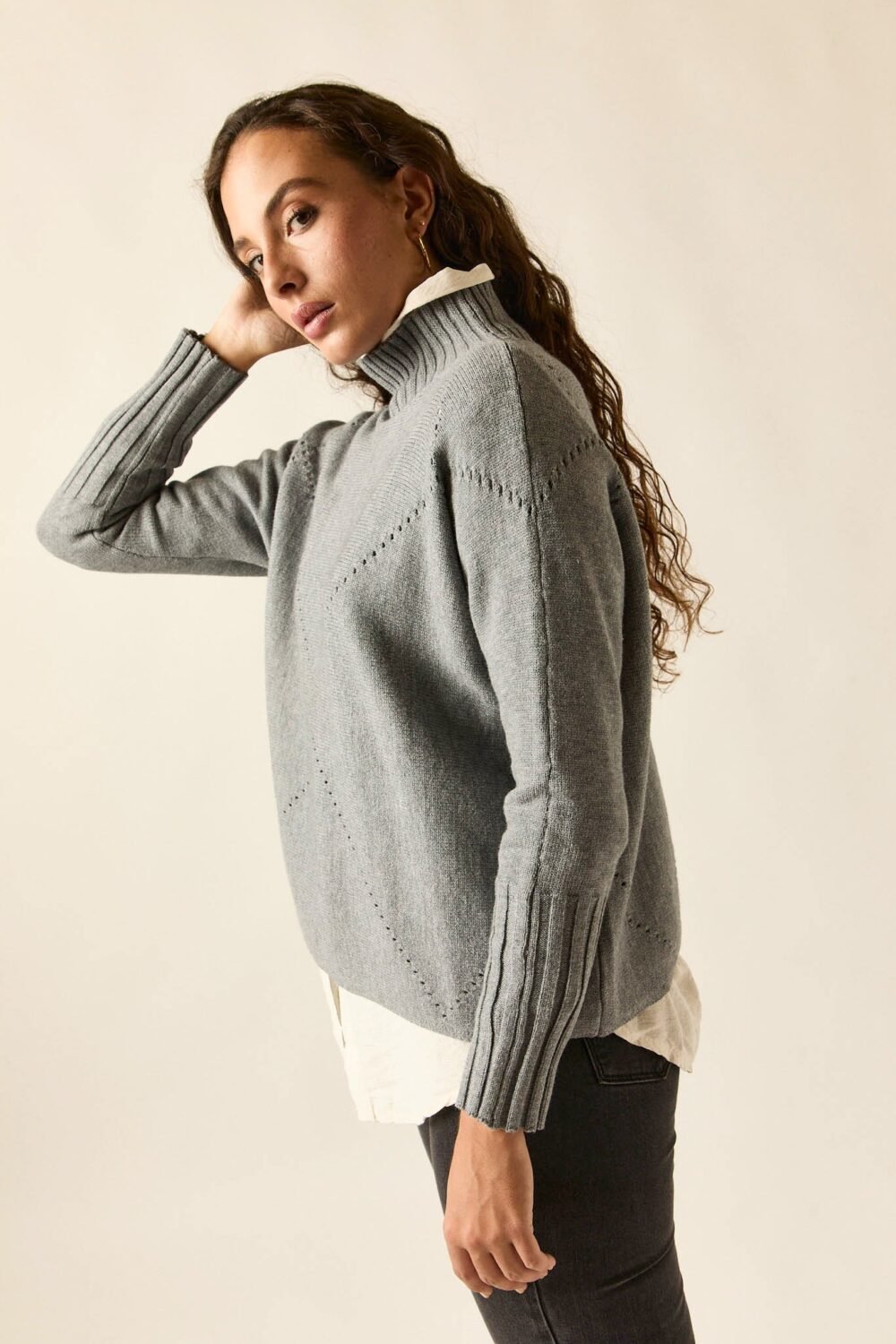 Jersey rombo calado gris