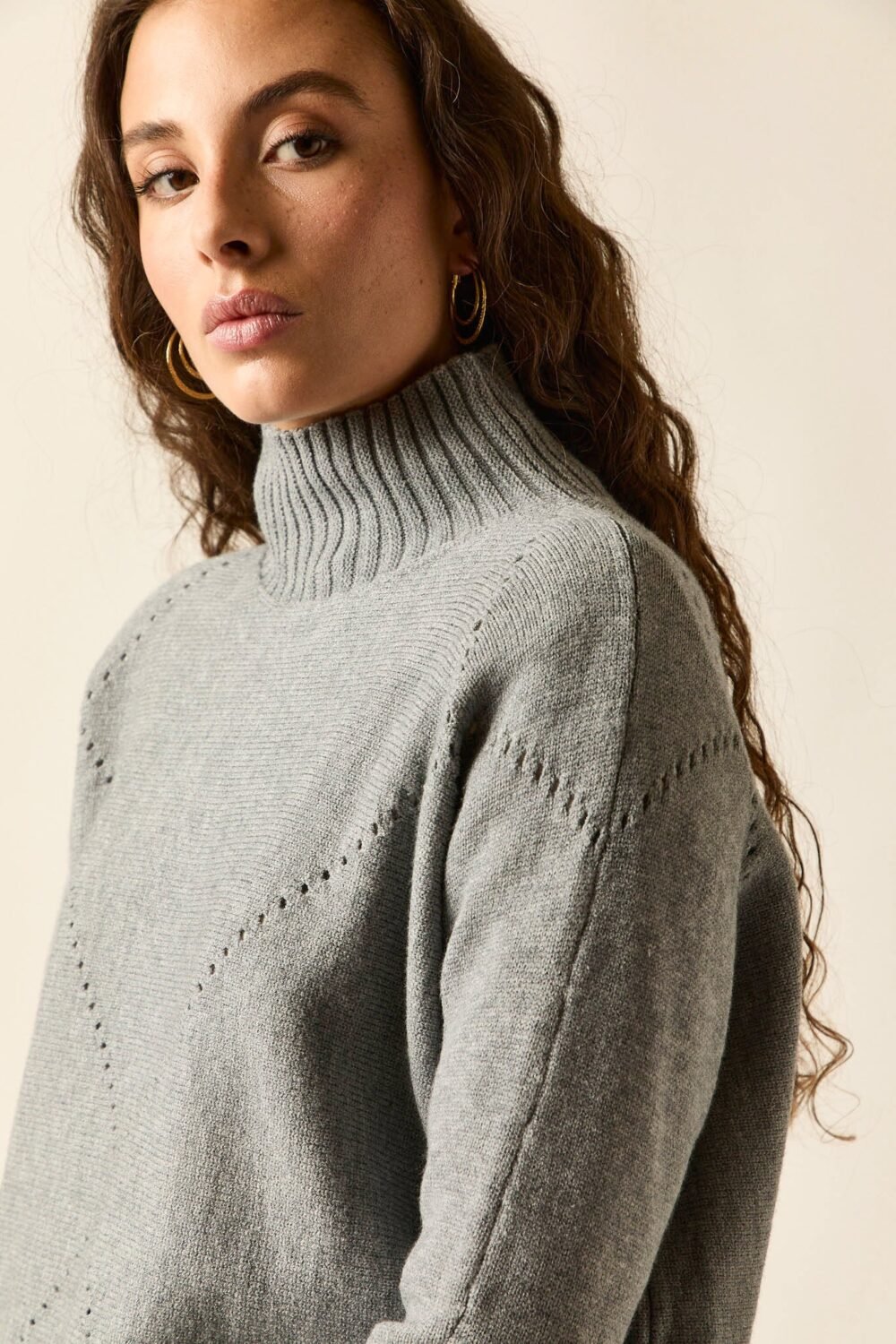 Jersey rombo calado gris