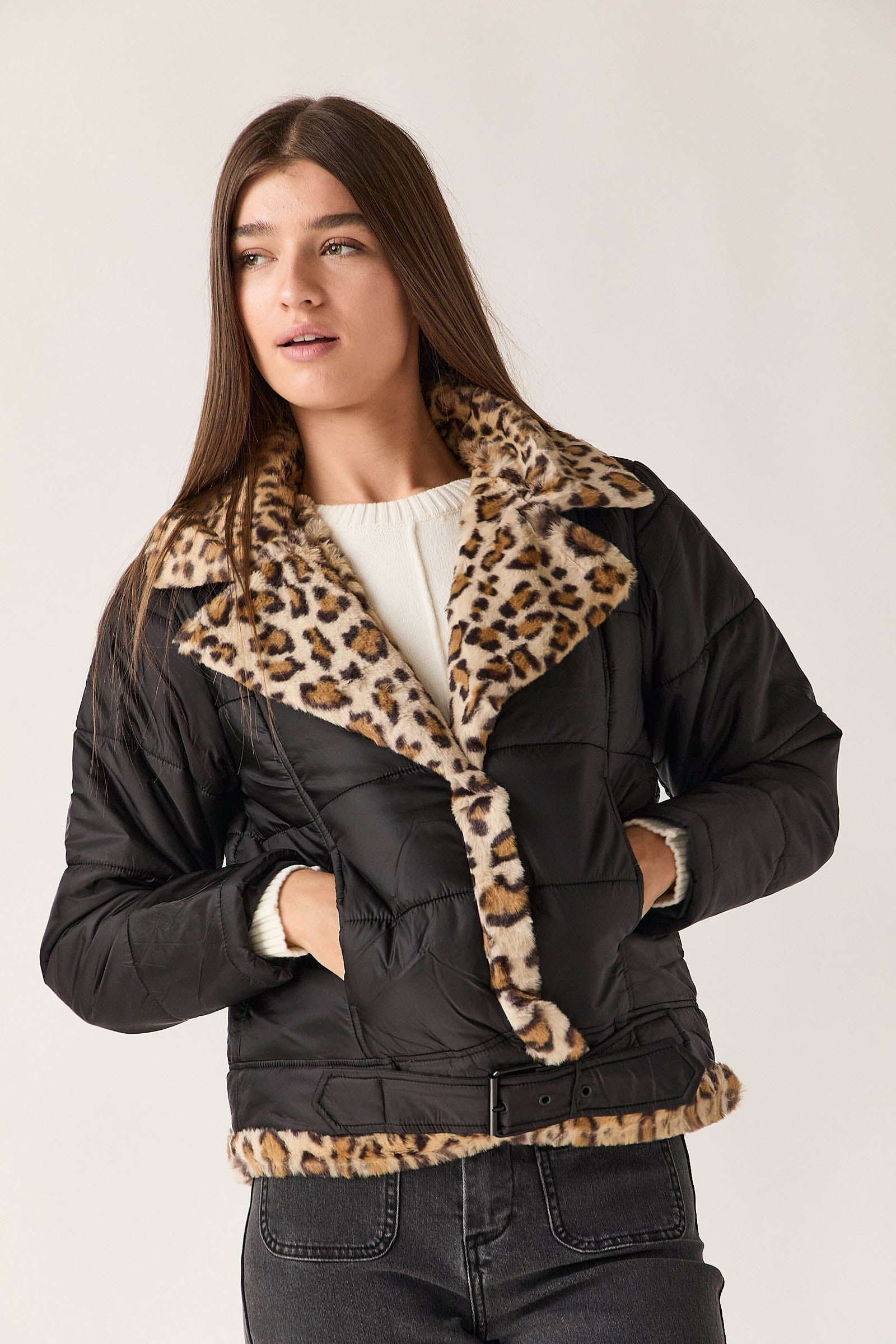 LEO600-abrigo-borrego-animal-print_5-1