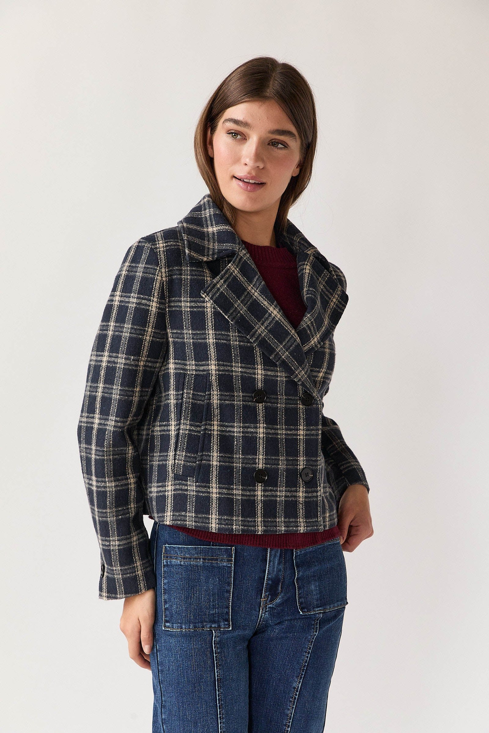 Shelter corto cuadros azul marino