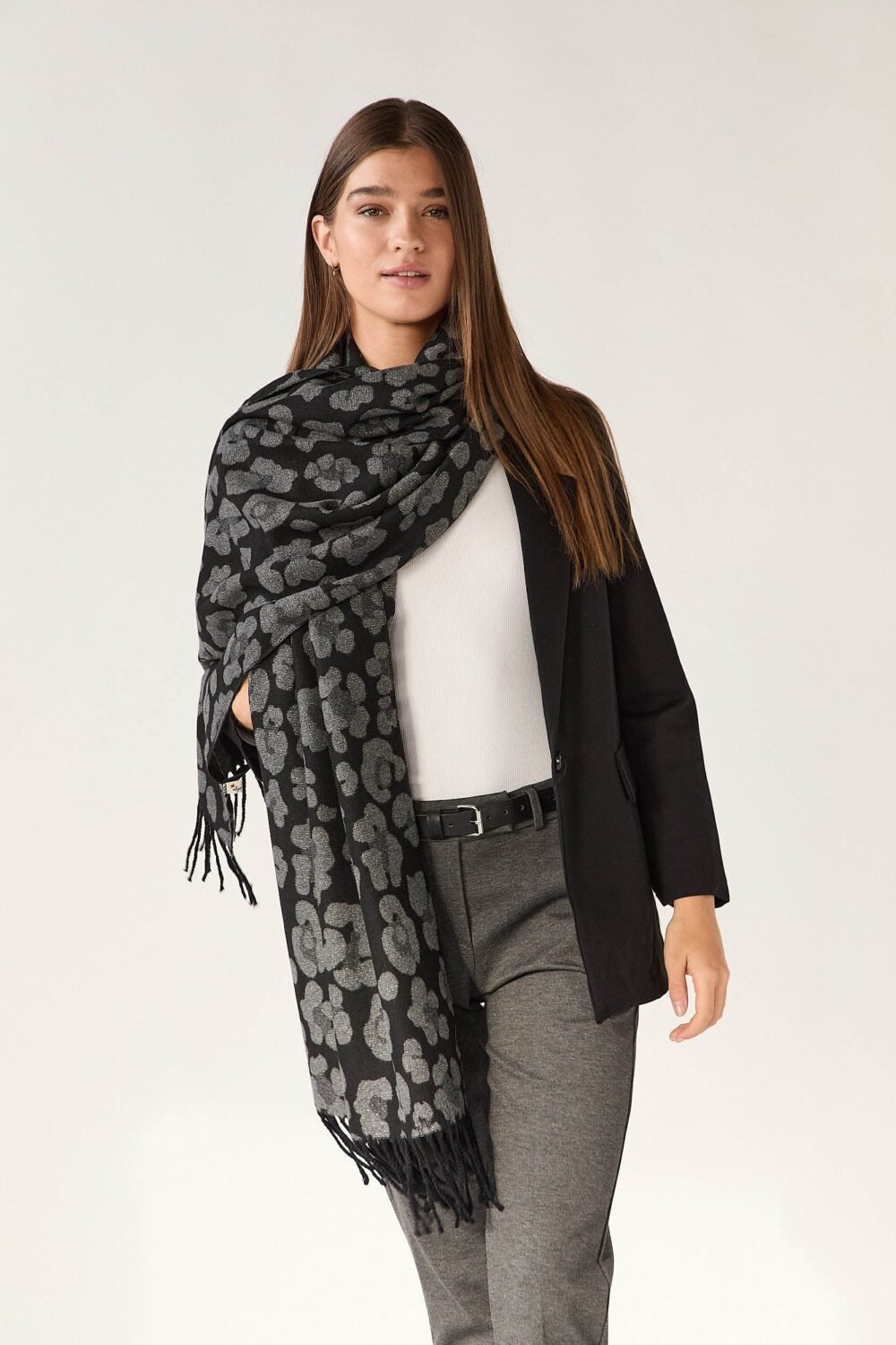 Pantalon-sastre-gris-934395-3